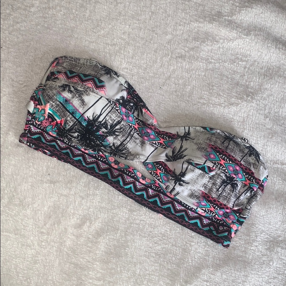 Strapless bikini top 👙